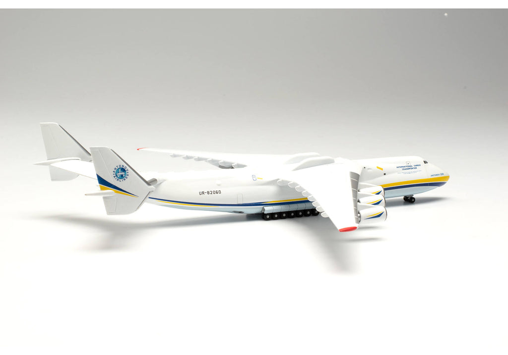 Antonov An-225 Mriya Diecast Airplane Model - 1:400 Scale_4