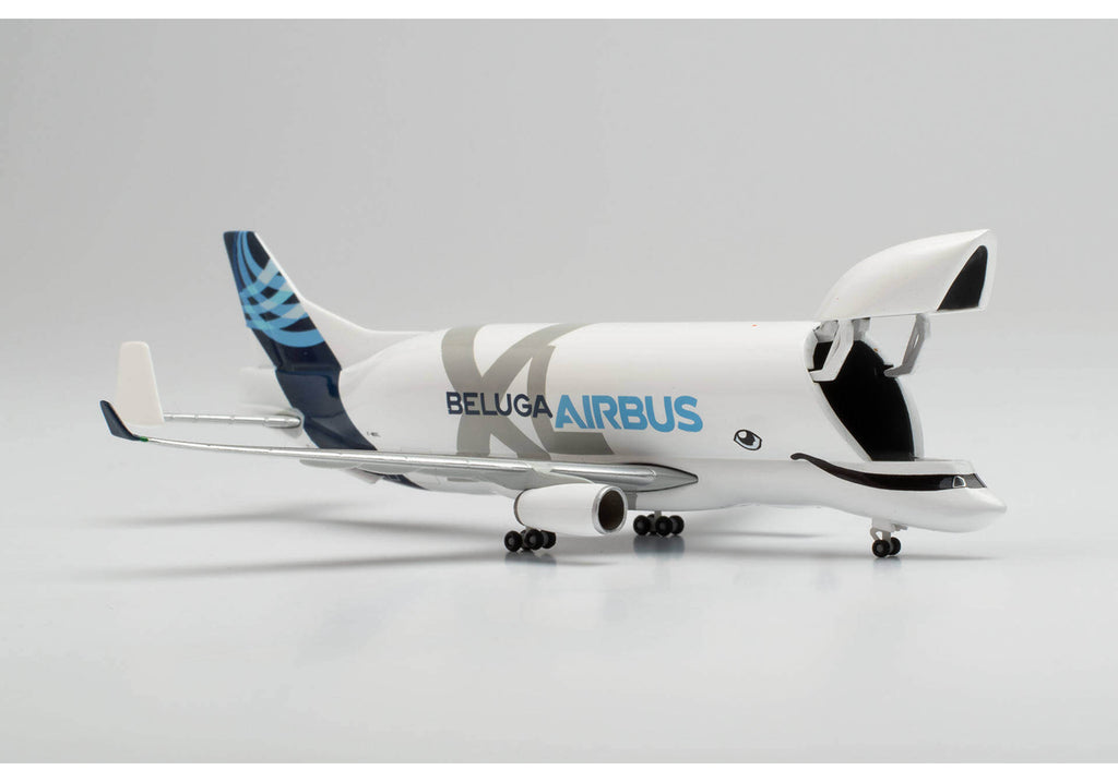 BelugaXL Airbus Industries XL#6 diecast model Herpa Wings Canada