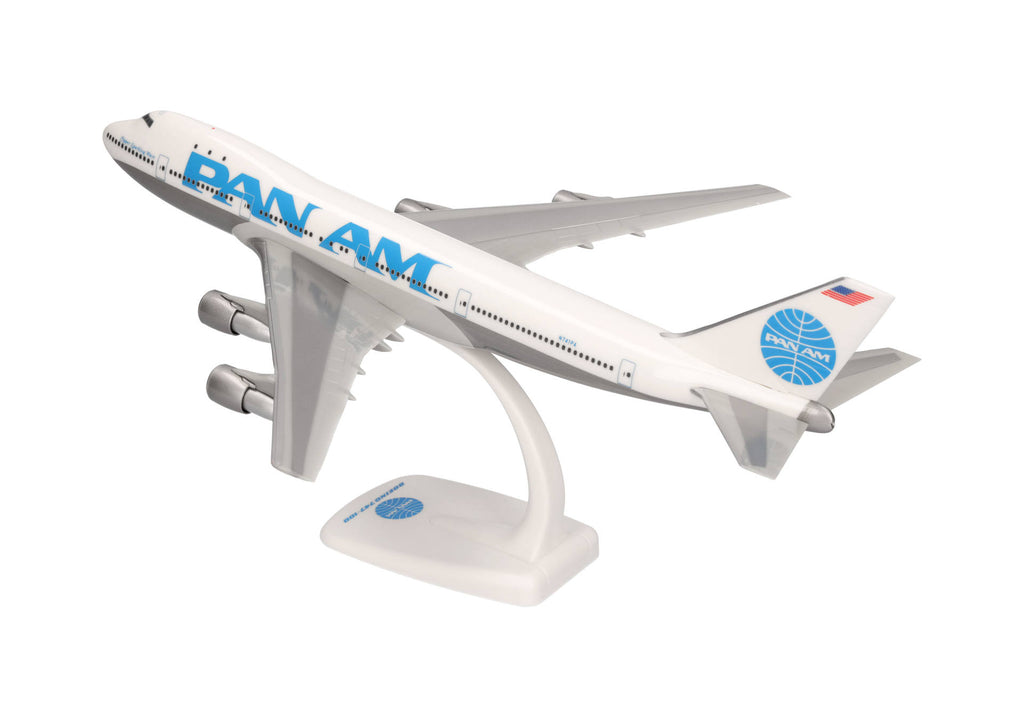 Boeing_747-100_Pan_Am_1_250_Herpa_614153_scale_plane_2