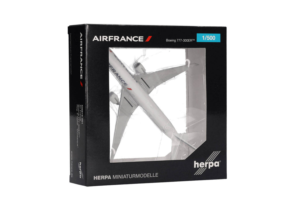 Boeing_777-300ER_Air_France_diecast_model_Herpa_plane_models 1