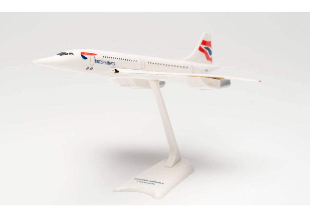 Concorde British Airways Plane Model with Stand – 1/250 Scale Herpa Wings 3